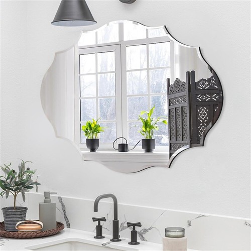 Scalloped edged oval wall - scalloped,